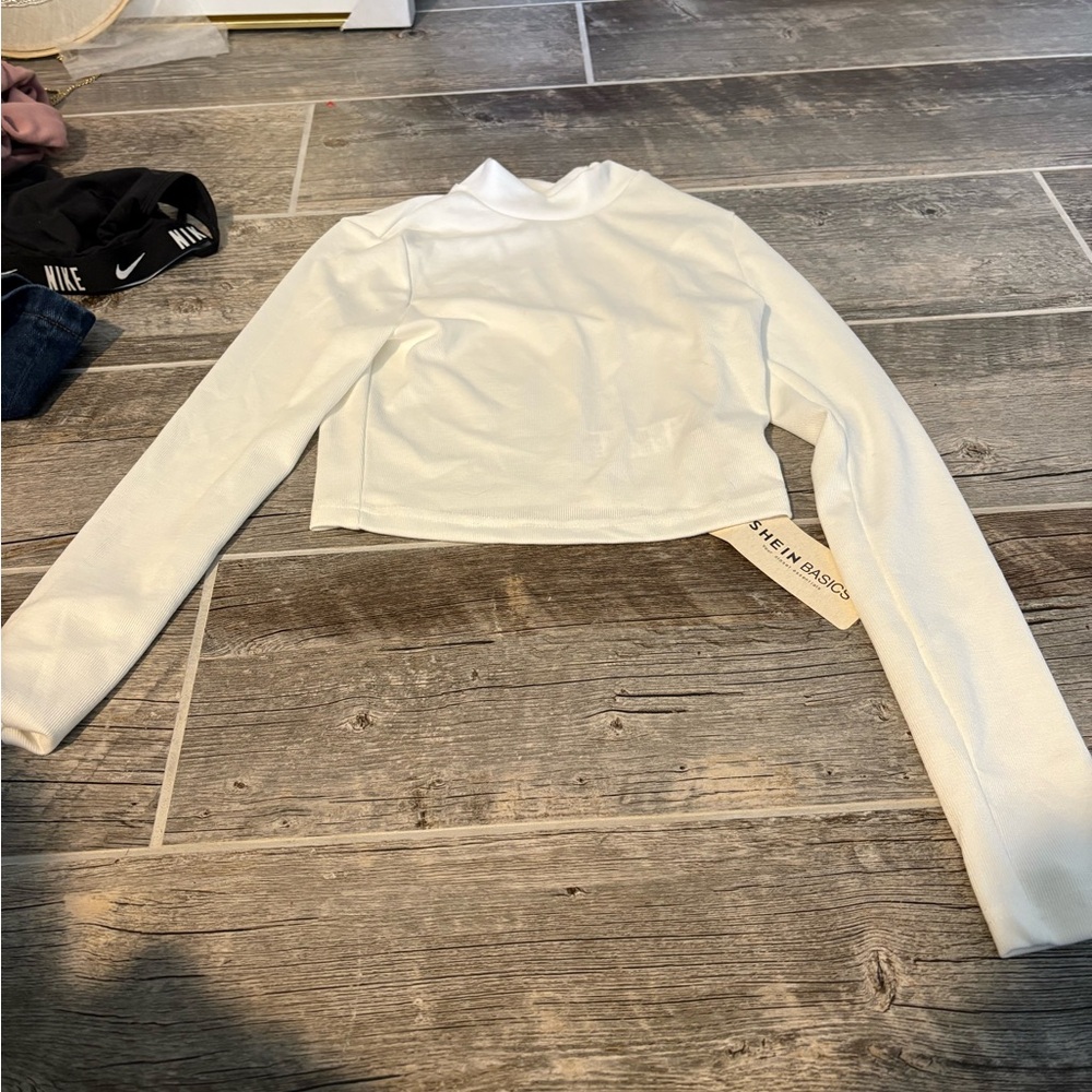 SHEIN White Long Sleeve Shirt